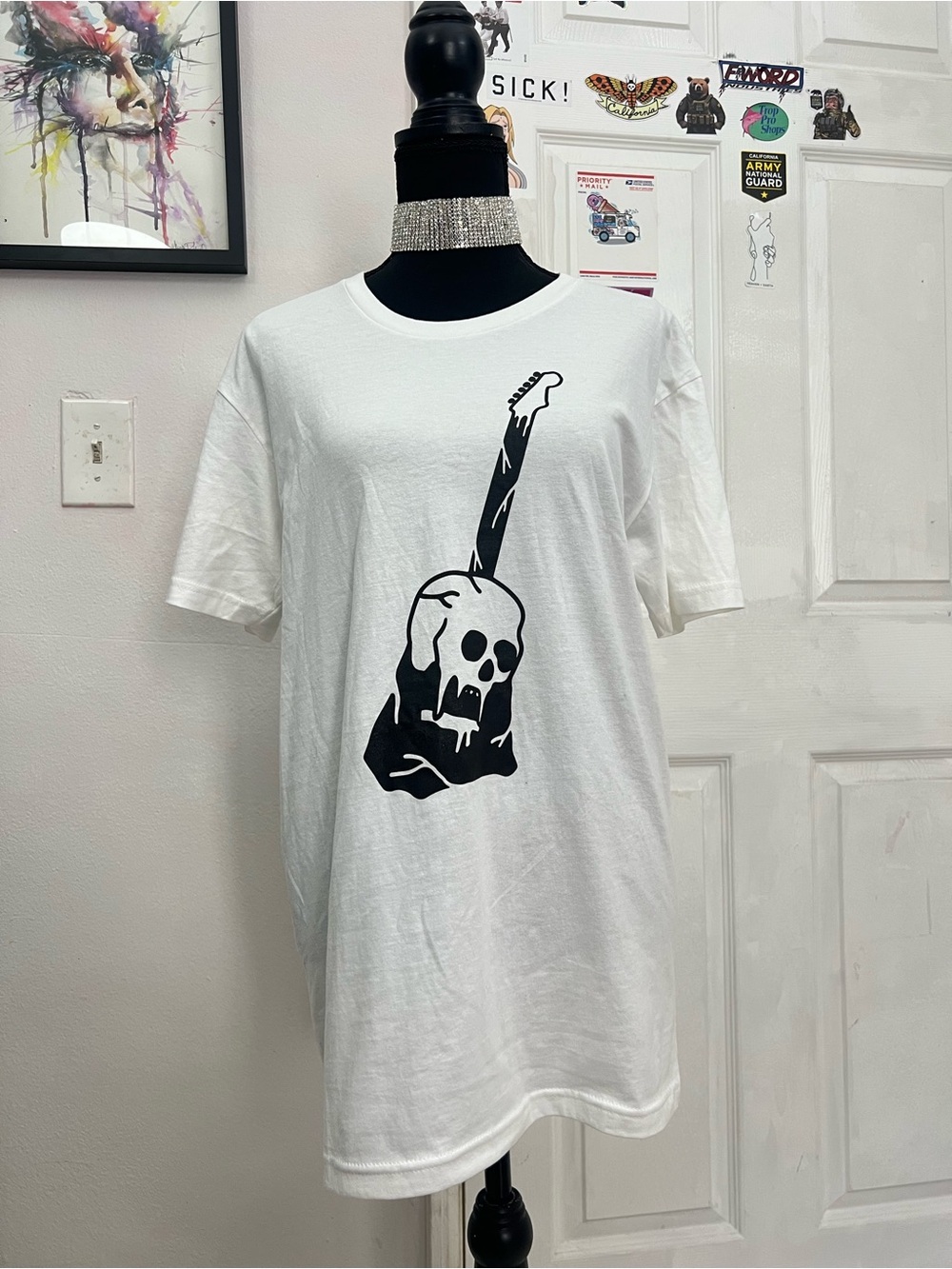 White Graphic Skull & Guitar Tee - Men